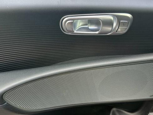Used 2023 Hyundai Ioniq 6 Limited RWD image 11
