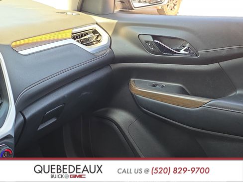 Used 2020 GMC Acadia SLE w/ LPO, Black Accent Package FWD image 22