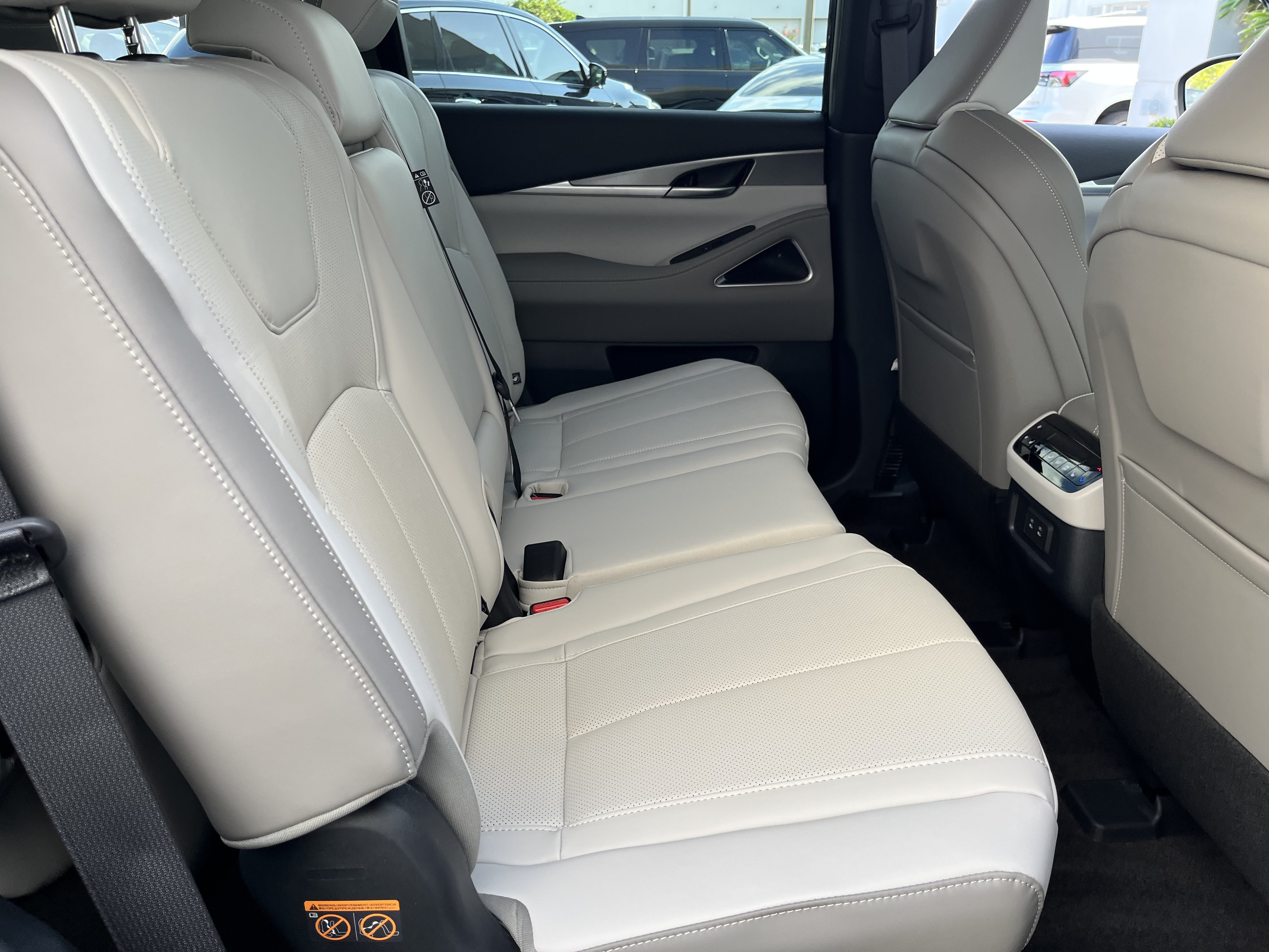 New 2027 INFINITI QX60 Luxe w/ Cargo Package FWD image 21