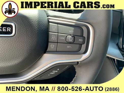 New 2026 Jeep Grand Wagoneer Limited w/ Premium Group II AWD/4WD image 19