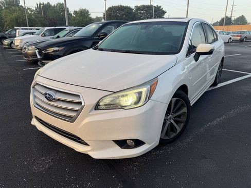 Used 2017 Subaru Legacy 2.5i Limited AWD/4WD image 3