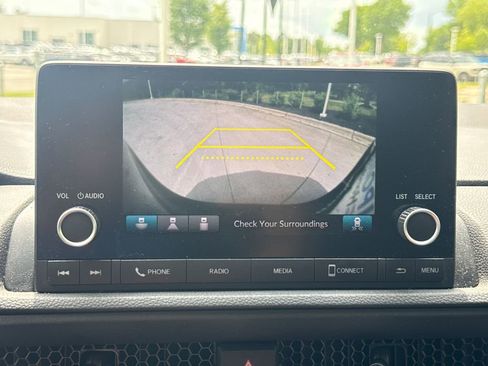 Used 2025 Honda CR-V EX image 27