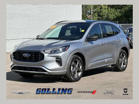 Used 2023 Ford Escape ST-Line w/ Tech Pack #1 AWD/4WD image 1