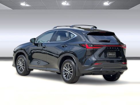 Used 2025 Lexus NX 350h AWD w/ Accessory Package (A2) image 3