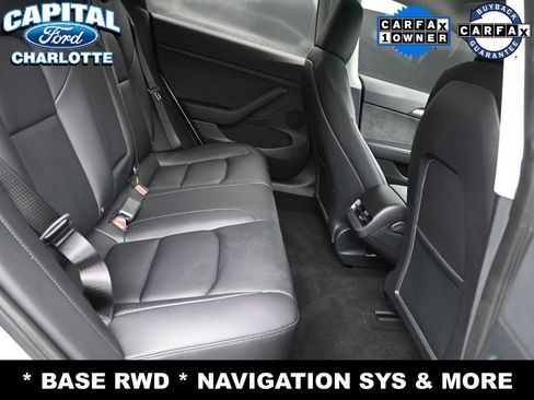 Used 2023 Tesla Model 3 Standard Range image 11