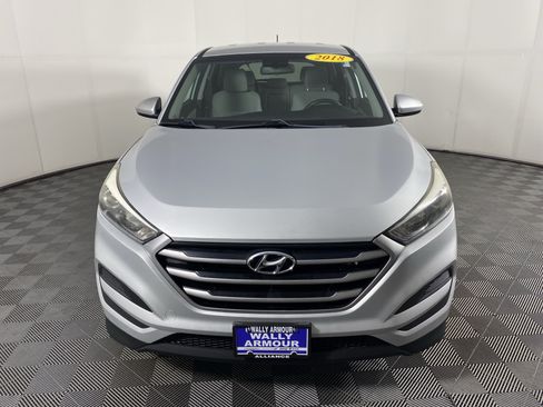 Used 2018 Hyundai Tucson SE AWD/4WD image 11