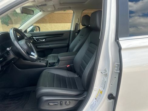 Used 2024 Honda CR-V EX-L image 6