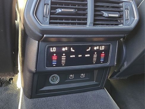 Used 2024 Lamborghini Urus S image 16