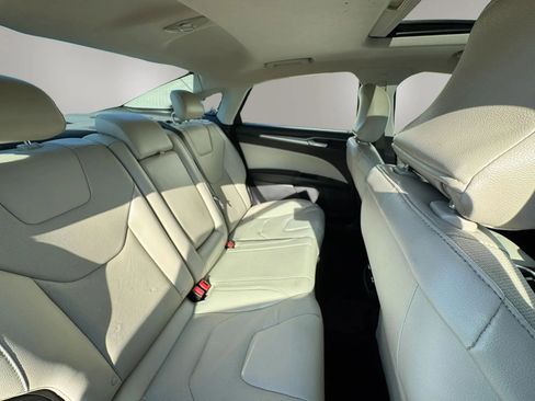Used 2015 Ford Fusion Titanium FWD image 12