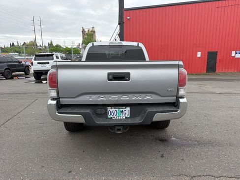 Used 2020 Toyota Tacoma TRD Off-Road AWD/4WD image 4