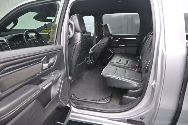 Used 2024 RAM 1500 Laramie AWD/4WD image 45