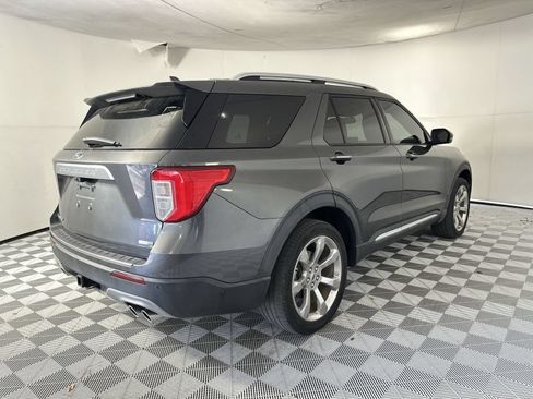 Used 2020 Ford Explorer Platinum w/ Premium Technology Package AWD/4WD image 8