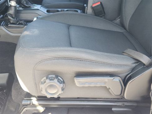Used 2021 Jeep Wrangler Unlimited Sport image 23