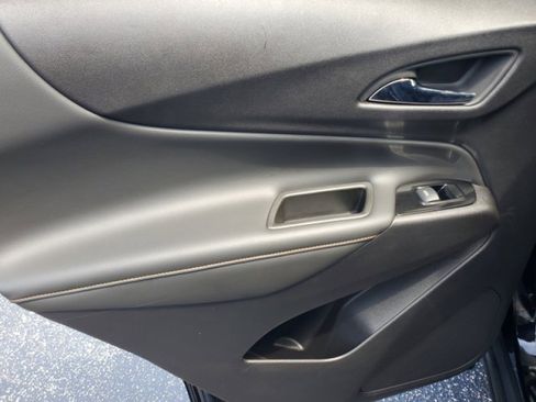 Used 2024 Chevrolet Equinox Premier AWD/4WD image 30