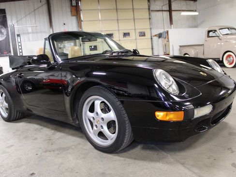 Used 1995 Porsche 911 Cabriolet image 29