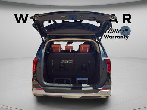 New 2026 Kia Carnival EX FWD image 19