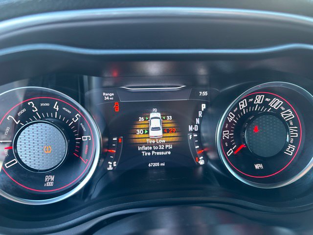 Used 2020 Dodge Challenger SXT RWD image 21