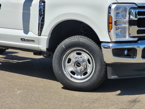 New 2026 Ford F350 XL w/ XL Chrome Package AWD/4WD image 2