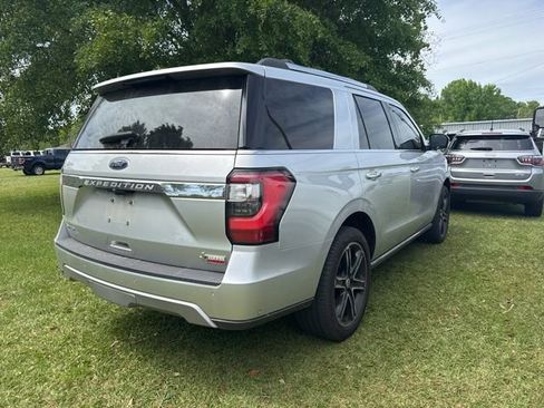 Used 2019 Ford Expedition Limited w/ Texas Edition Package image 4