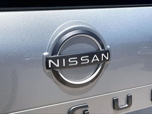 Used 2024 Nissan Rogue S AWD/4WD image 30