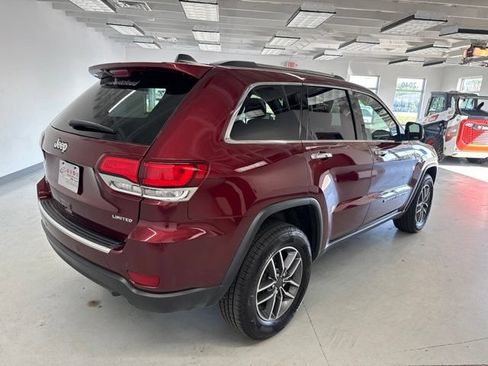 Used 2022 Jeep Grand Cherokee Limited AWD/4WD image 16