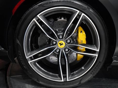 Used 2023 Ferrari Roma Base 2dr Coupe image 45