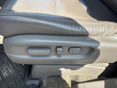 Used 2015 Honda Odyssey EX-L image 17
