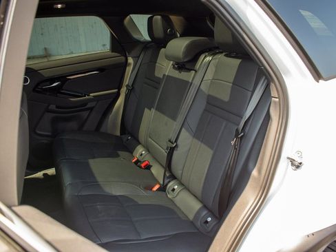 New 2024 Land Rover Range Rover Evoque Dynamic SE image 21