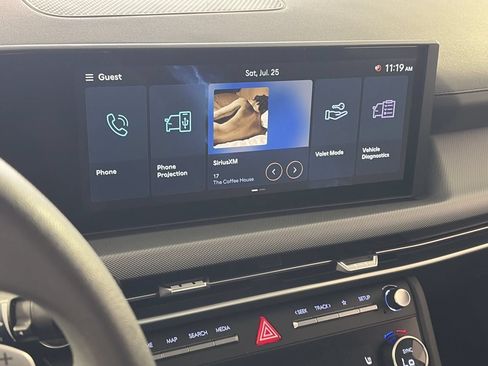 Used 2025 Hyundai Sonata SEL FWD image 14