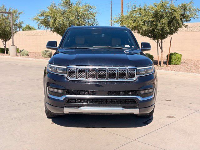 Used 2022 Jeep Grand Wagoneer Series III AWD/4WD image 3
