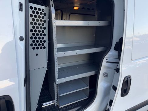 Used 2021 RAM ProMaster City Tradesman SLT image 9