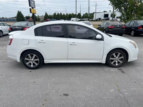 Used 2012 Nissan Sentra 2.0 SR w/ Special Edition Pkg FWD image 5