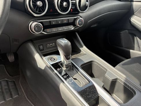 Used 2025 Nissan Sentra SV FWD image 35