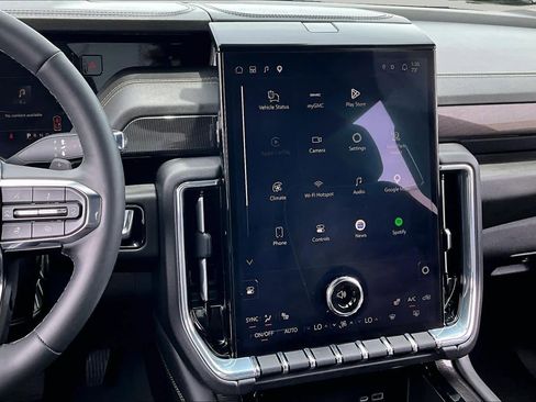 Used 2025 GMC Yukon Elevation RWD image 7