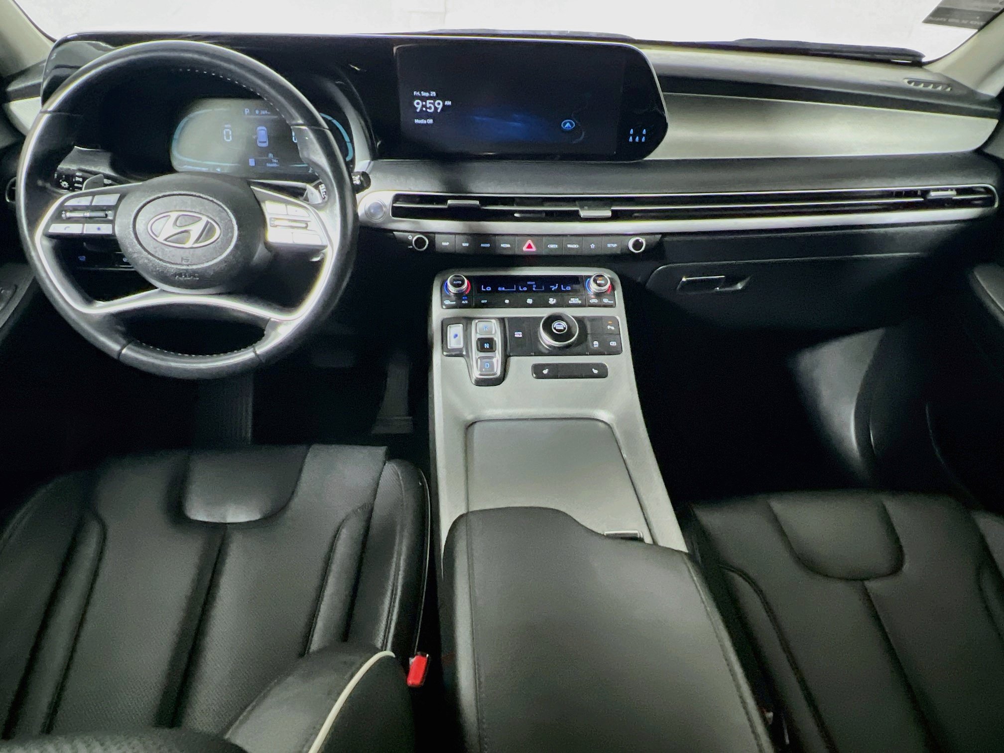 Used 2024 Hyundai Palisade SEL FWD image 29