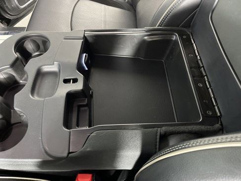 Used 2024 RAM 2500 Laramie w/ Safety Group image 27