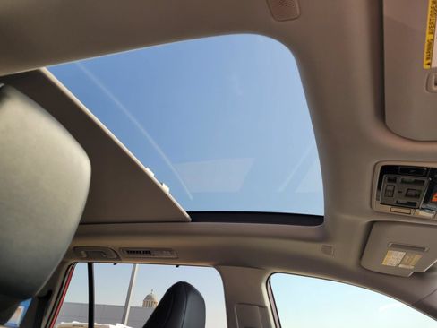 Used 2025 Toyota Grand Highlander FWD image 12