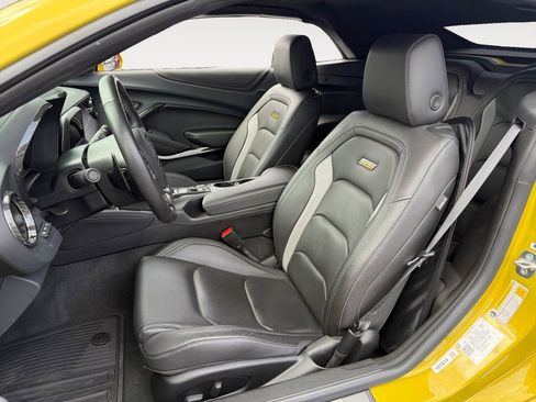 Used 2024 Chevrolet Camaro SS RWD image 7