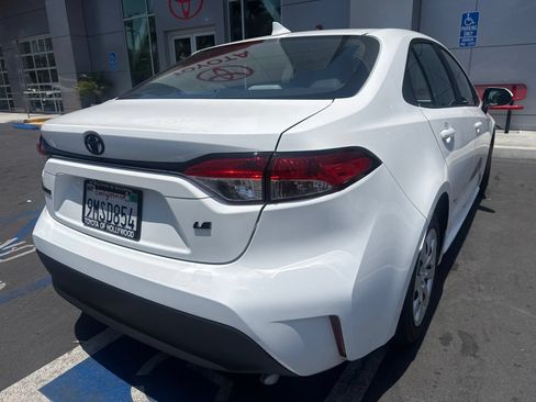 Used 2024 Toyota Corolla LE FWD image 6