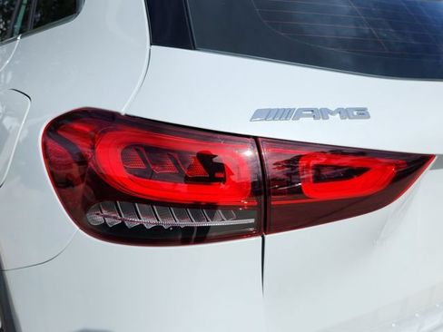 Used 2021 Mercedes-Benz GLA 45 AMG 4MATIC image 34