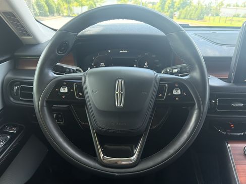 Used 2023 Lincoln Aviator Reserve w/ Equipment Group 201A AWD/4WD image 29