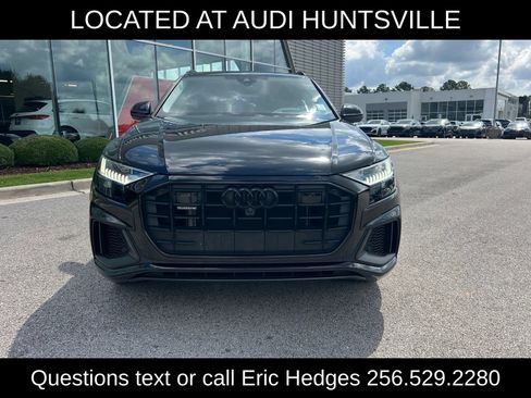 Used 2022 Audi Q8 Prestige w/ Prestige Package AWD/4WD image 2
