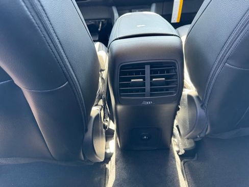 New 2025 Ford Escape Base w/ PHEV Premium Package image 18