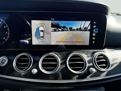 Used 2022 Mercedes-Benz E 350 4MATIC Sedan image 30
