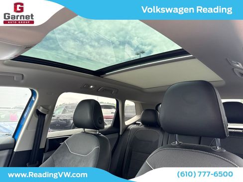 Used 2023 Volkswagen Taos SE w/ Panoramic Sunroof Package AWD/4WD image 13