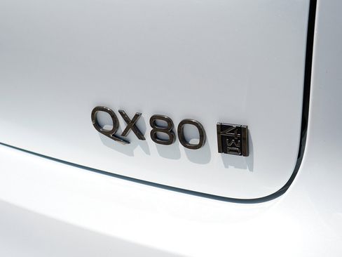 New 2026 INFINITI QX80 Autograph AWD/4WD image 10