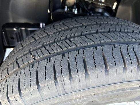 New 2026 Nissan Frontier S image 12