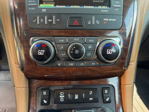 Used 2016 Buick Enclave Premium w/ Enclave Tuscan Edition FWD image 28