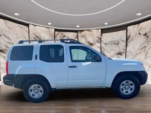 Used 2014 Nissan Xterra X image 6