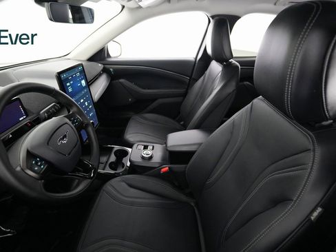 Used 2024 Ford Mustang Mach-E Premium image 7